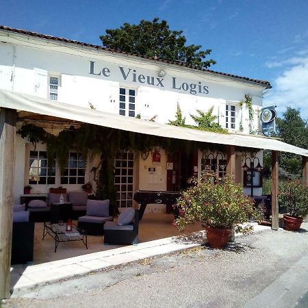 Hotel Le Vieux Logis De Clam Exterior foto